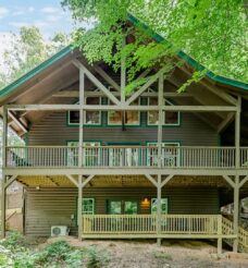Weekend Getaway in Helen GA: Escape to the North Georgia Mountains