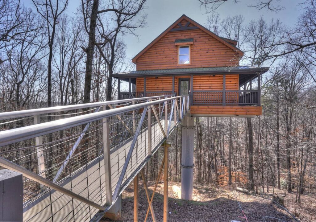 1_Top of the line Top of the line treehouse
