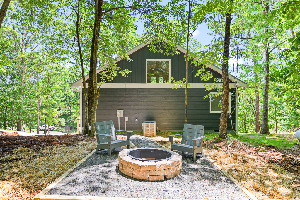 Cedar Ridge - All New Luxury Cabin In Georgia